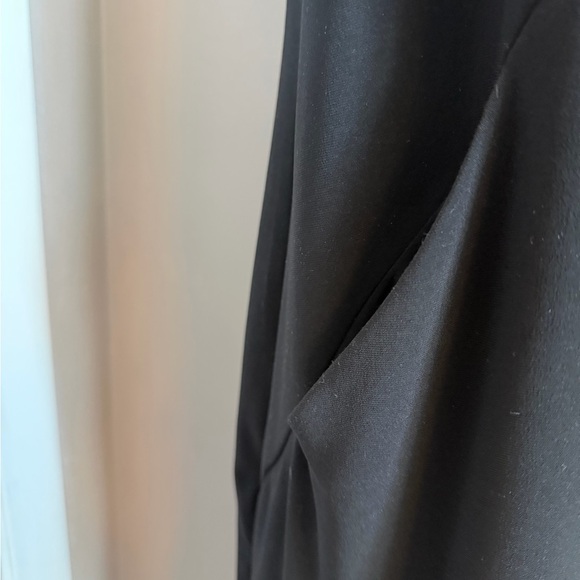 Sympli 2 Pc Asymmetrical Tunic Legging Set Black 12
Travel mature stretch - Picture 5 of 11